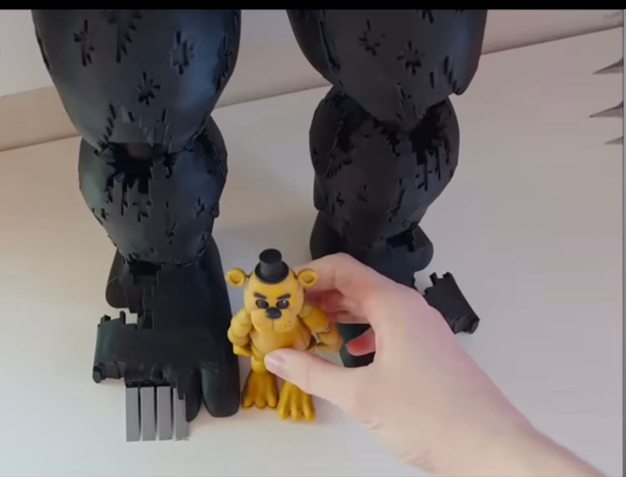 JUMBO NIGHTMARE FNAF Five Nights At Freddy’s Articulating Figure!!