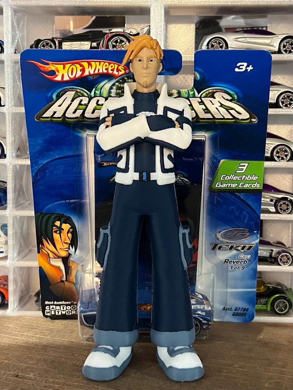Hot Wheels Acceleracers Vert Wheeler Statue figure