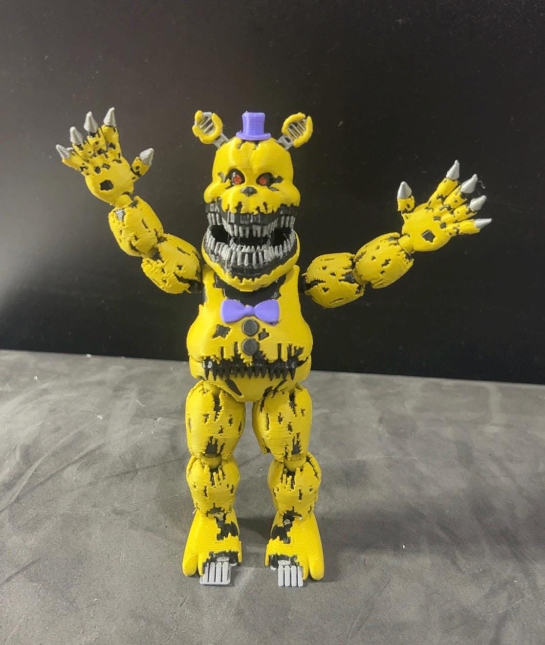 NIGHTMARE FREDBEAR color FNAF Five Nights At Freddy’s Figure